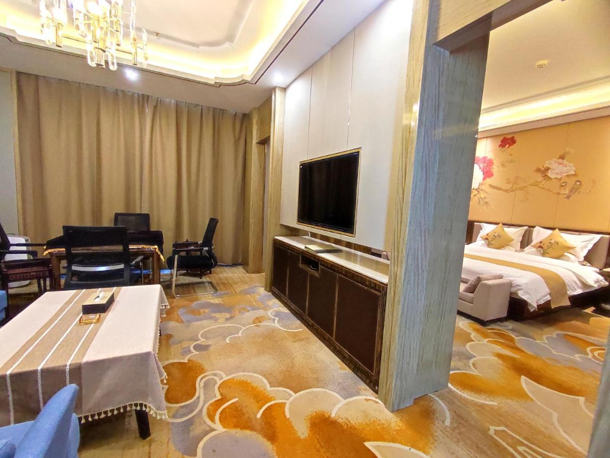 Zhangye Kai Rui Hotel Екстериор снимка