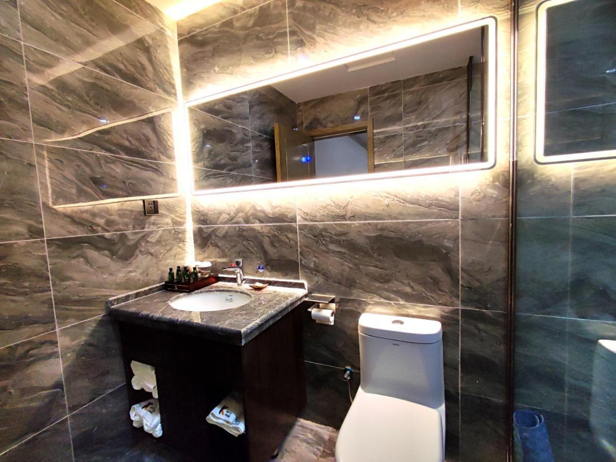 Zhangye Kai Rui Hotel Екстериор снимка