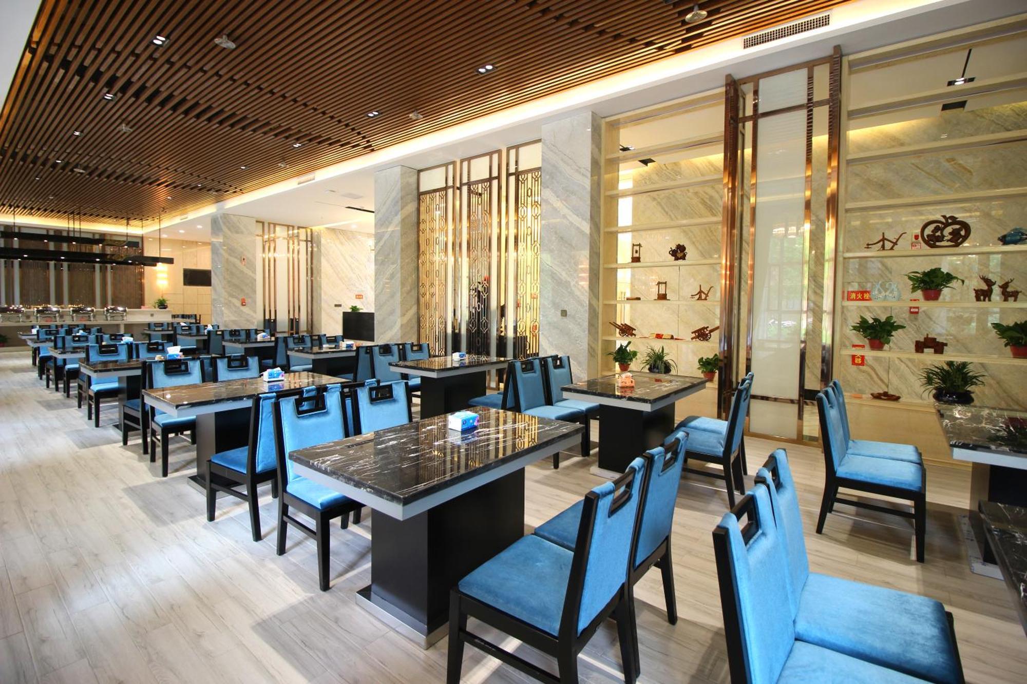 Zhangye Kai Rui Hotel Екстериор снимка